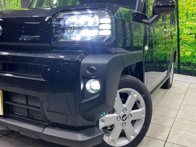 【ＬＥＤヘッドライト】悪天候や夜間走行時も良好な視界を確保し安心して運転できる高輝度ＬＥＤヘッドライトを装備！点灯速度が早く、消費電力も抑えられています。