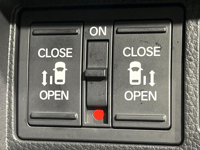 ステップワゴン スパーダ　４ＷＤ　両側電動スライド　ＳＤナビ　バックカメラ　寒冷地仕様　ホンダセンシング　禁煙車　パワーバックドア　合皮シート　前席シートヒーター　ドラレコ　コーナーセンサー　スマートキー　ＬＥＤヘッド　ＥＴＣ（3枚目）