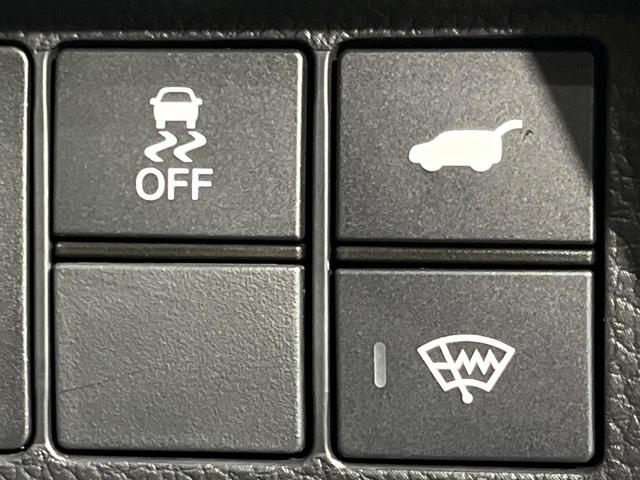 ステップワゴン スパーダ　４ＷＤ　両側電動スライド　ＳＤナビ　バックカメラ　寒冷地仕様　ホンダセンシング　禁煙車　パワーバックドア　合皮シート　前席シートヒーター　ドラレコ　コーナーセンサー　スマートキー　ＬＥＤヘッド　ＥＴＣ（6枚目）