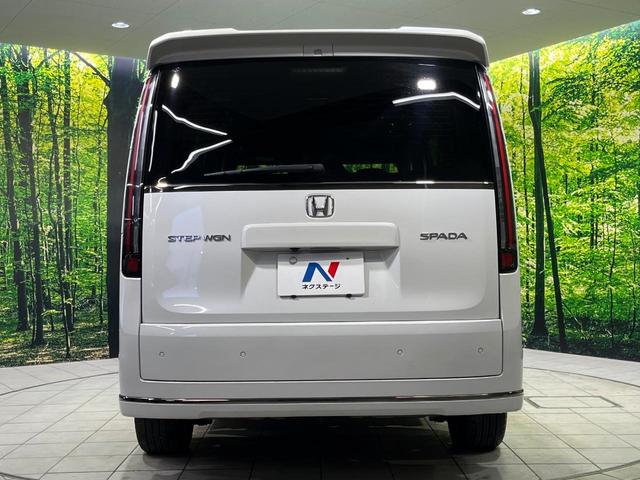 ステップワゴン スパーダ　４ＷＤ　両側電動スライド　ＳＤナビ　バックカメラ　寒冷地仕様　ホンダセンシング　禁煙車　パワーバックドア　合皮シート　前席シートヒーター　ドラレコ　コーナーセンサー　スマートキー　ＬＥＤヘッド　ＥＴＣ（16枚目）