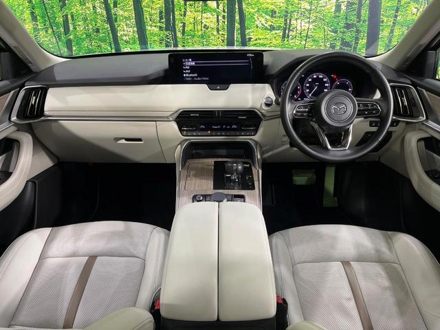 ＣＸ－６０ ２５Ｓ　エクスクルーシブモード　４ＷＤ　パノラマサンルーフ　１２．３インチマツダコネクトナビ　全周囲カメラ　ＢＯＳＥサウンド　スマートブレーキサポート　禁煙車　電動リアゲート　革シート　シートベンチレーション　ドラレコ（2枚目）