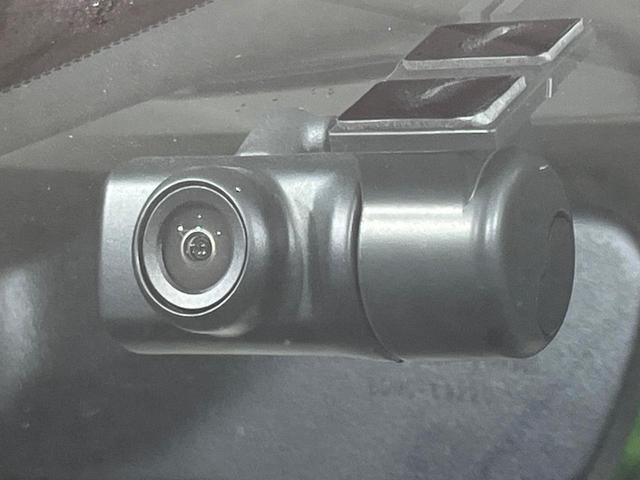 ＣＸ－６０ ２５Ｓ　エクスクルーシブモード　４ＷＤ　パノラマサンルーフ　１２．３インチマツダコネクトナビ　全周囲カメラ　ＢＯＳＥサウンド　スマートブレーキサポート　禁煙車　電動リアゲート　革シート　シートベンチレーション　ドラレコ（28枚目）