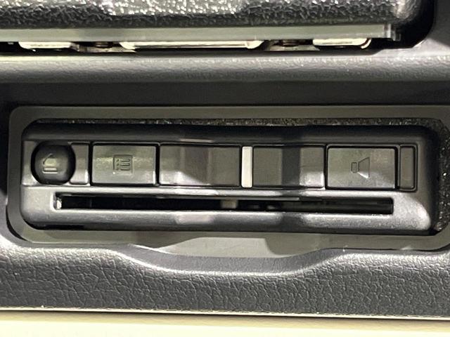 ＣＸ－６０ ２５Ｓ　エクスクルーシブモード　４ＷＤ　パノラマサンルーフ　１２．３インチマツダコネクトナビ　全周囲カメラ　ＢＯＳＥサウンド　スマートブレーキサポート　禁煙車　電動リアゲート　革シート　シートベンチレーション　ドラレコ（29枚目）