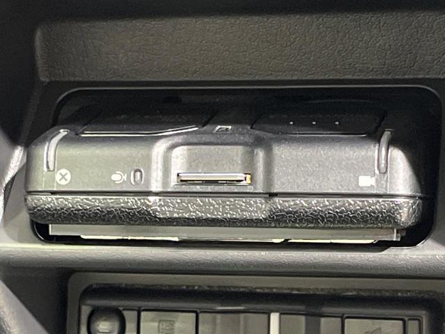 ＣＸ－６０ ２５Ｓ　エクスクルーシブモード　４ＷＤ　パノラマサンルーフ　１２．３インチマツダコネクトナビ　全周囲カメラ　ＢＯＳＥサウンド　スマートブレーキサポート　禁煙車　電動リアゲート　革シート　シートベンチレーション　ドラレコ（30枚目）