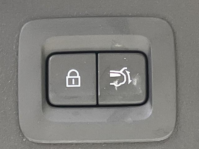 ＣＸ－６０ ２５Ｓ　エクスクルーシブモード　４ＷＤ　パノラマサンルーフ　１２．３インチマツダコネクトナビ　全周囲カメラ　ＢＯＳＥサウンド　スマートブレーキサポート　禁煙車　電動リアゲート　革シート　シートベンチレーション　ドラレコ（55枚目）