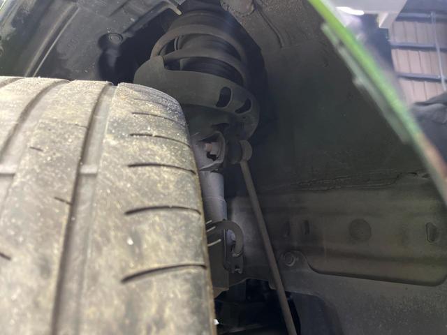 プリウス Ｓツーリングセレクション　４ＷＤ　モデリスタエアロ　９型ＳＤナビ　バックカメラ　ＡＣ１００Ｖ電源　セーフティセンス　レーダークルーズ　シートヒーター　ドラレコ　コーナーセンサー　ＬＥＤヘッド　ＥＴＣ　エンジンスターター（20枚目）