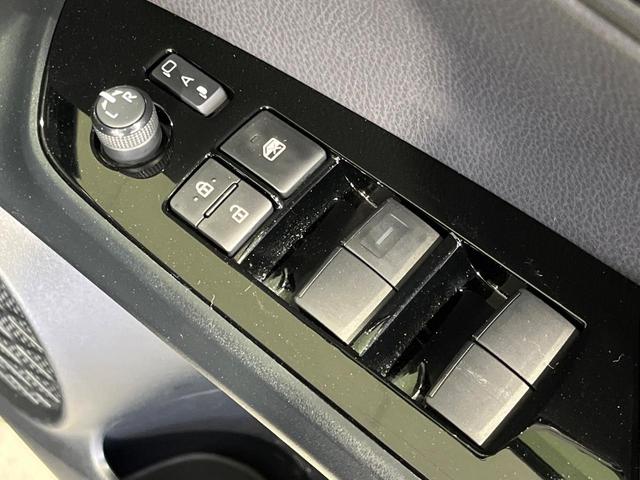 プリウス Ｓツーリングセレクション　４ＷＤ　モデリスタエアロ　９型ＳＤナビ　バックカメラ　ＡＣ１００Ｖ電源　セーフティセンス　レーダークルーズ　シートヒーター　ドラレコ　コーナーセンサー　ＬＥＤヘッド　ＥＴＣ　エンジンスターター（48枚目）