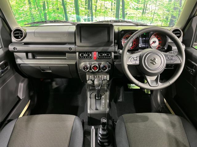 ジムニー ＸＣ　４ＷＤ　セーフティサポート　禁煙車　撥水加工シート　前席シートヒーター　クリアランスソナー　スマートキー　ＬＥＤヘッド　クルコン　オートハイビーム　車線逸脱警報　誤発進抑制機能　オートエアコン（2枚目）