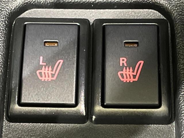ジムニー ＸＣ　４ＷＤ　セーフティサポート　禁煙車　撥水加工シート　前席シートヒーター　クリアランスソナー　スマートキー　ＬＥＤヘッド　クルコン　オートハイビーム　車線逸脱警報　誤発進抑制機能　オートエアコン（4枚目）