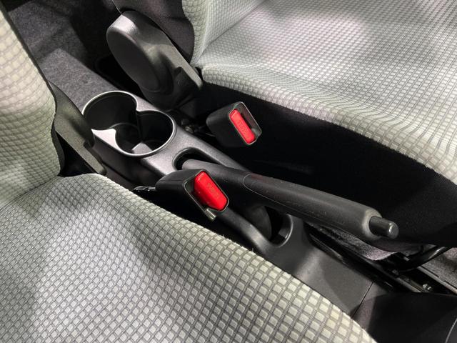 アルト F 4WD MT車 禁煙車 運転席シートヒーター CD再生(24枚目)