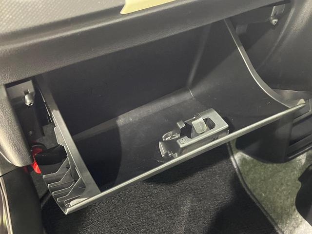 アルト F 4WD MT車 禁煙車 運転席シートヒーター CD再生(42枚目)