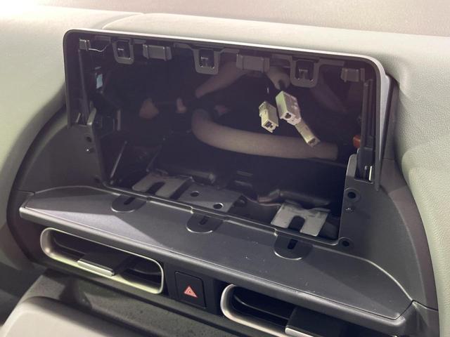 フリード ｅ：ＨＥＶクロスター　４ＷＤ　登録済未使用車　両側電動スライド　ホンダセンシング　アダプティブクルーズ　ハーフレザーシート　クリアランスソナー　スマートキー　ＬＥＤヘッド　純正１５インチＡＷ　オートハイビーム　オートライト（32枚目）