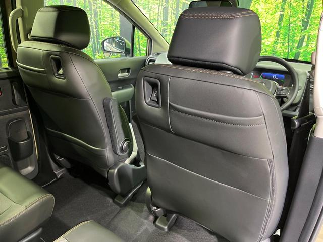 フリード ｅ：ＨＥＶクロスター　４ＷＤ　登録済未使用車　両側電動スライド　ホンダセンシング　アダプティブクルーズ　ハーフレザーシート　クリアランスソナー　スマートキー　ＬＥＤヘッド　純正１５インチＡＷ　オートハイビーム　オートライト（43枚目）