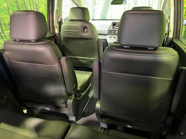 フリード ｅ：ＨＥＶクロスター　４ＷＤ　登録済未使用車　両側電動スライド　ホンダセンシング　アダプティブクルーズ　ハーフレザーシート　クリアランスソナー　スマートキー　ＬＥＤヘッド　純正１５インチＡＷ　オートハイビーム　オートライト（44枚目）