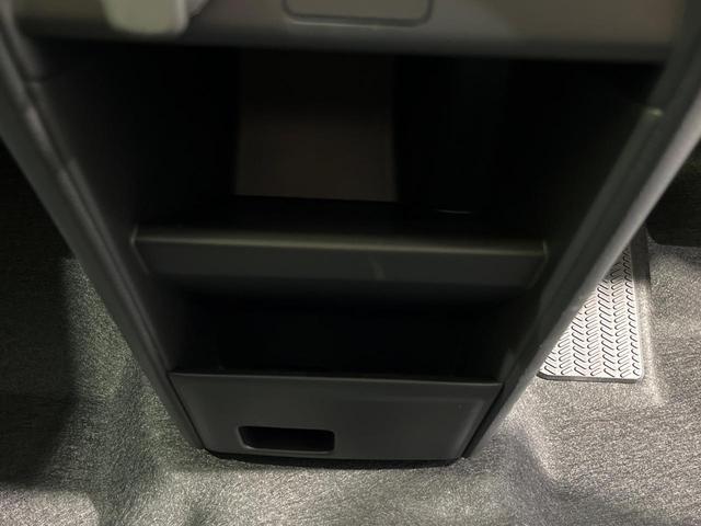 フリード ｅ：ＨＥＶクロスター　４ＷＤ　登録済未使用車　両側電動スライド　ホンダセンシング　アダプティブクルーズ　ハーフレザーシート　クリアランスソナー　スマートキー　ＬＥＤヘッド　純正１５インチＡＷ　オートハイビーム　オートライト（50枚目）