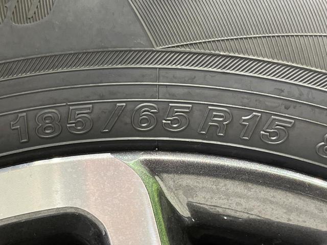 フリード ｅ：ＨＥＶクロスター　４ＷＤ　登録済未使用車　両側電動スライド　ホンダセンシング　アダプティブクルーズ　ハーフレザーシート　クリアランスソナー　スマートキー　ＬＥＤヘッド　純正１５インチＡＷ　オートハイビーム　オートライト（56枚目）