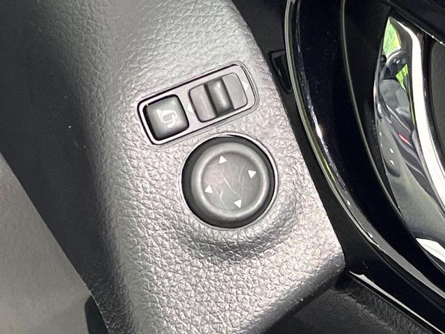 エクストレイル モード・プレミア ハイブリッド 4WD コネクトナビ 全周囲カメラ インテリジェントエマージェンシーブレーキ プロパイロット 禁煙車 パワーバックドア 黒革シート 全席シートヒーター ドラレコ オートハイビーム 車線逸脱警報 ETC(41枚目)