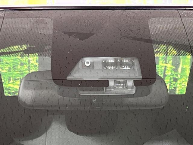 アクア L SDナビ バックカメラ 寒冷地仕様 セーフティセンスC 禁煙車 ビルトインETC オートマチックハイビーム オートエアコン オートライト Bluetooth再生 CD/DVD再生 地デジ(6枚目)