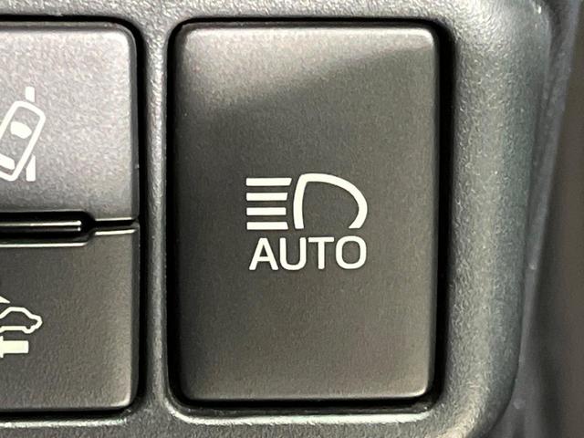 アクア L SDナビ バックカメラ 寒冷地仕様 セーフティセンスC 禁煙車 ビルトインETC オートマチックハイビーム オートエアコン オートライト Bluetooth再生 CD/DVD再生 地デジ(7枚目)