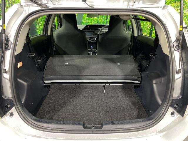 アクア L SDナビ バックカメラ 寒冷地仕様 セーフティセンスC 禁煙車 ビルトインETC オートマチックハイビーム オートエアコン オートライト Bluetooth再生 CD/DVD再生 地デジ(10枚目)