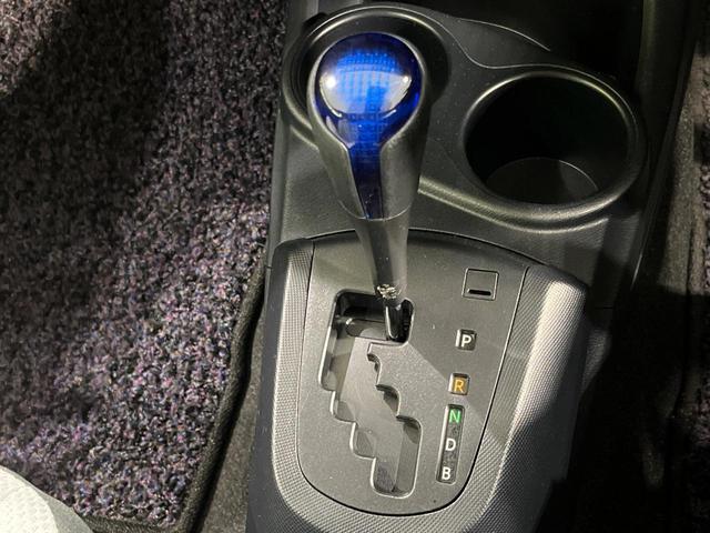 アクア L SDナビ バックカメラ 寒冷地仕様 セーフティセンスC 禁煙車 ビルトインETC オートマチックハイビーム オートエアコン オートライト Bluetooth再生 CD/DVD再生 地デジ(25枚目)