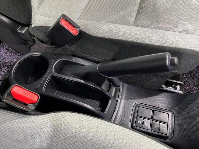 アクア L SDナビ バックカメラ 寒冷地仕様 セーフティセンスC 禁煙車 ビルトインETC オートマチックハイビーム オートエアコン オートライト Bluetooth再生 CD/DVD再生 地デジ(50枚目)