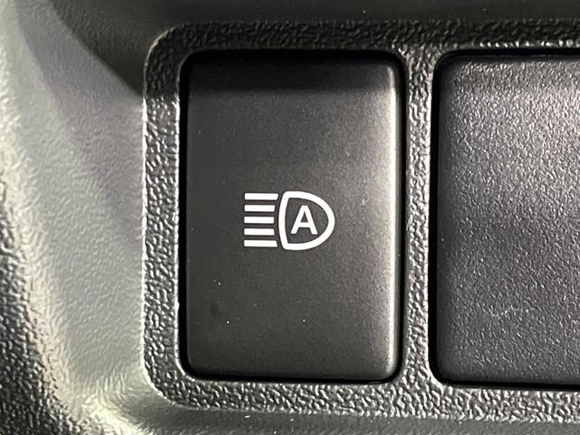 ハイエースバン ロングDX GLパッケージ 4WD バックカメラ AC100電源 セーフティセンス 禁煙車 ドラレコ コーナーセンサー LEDヘッド ETC2.0 オートマチックハイビーム デジタルインナーミラー 車線逸脱警報 オートライト(7枚目)