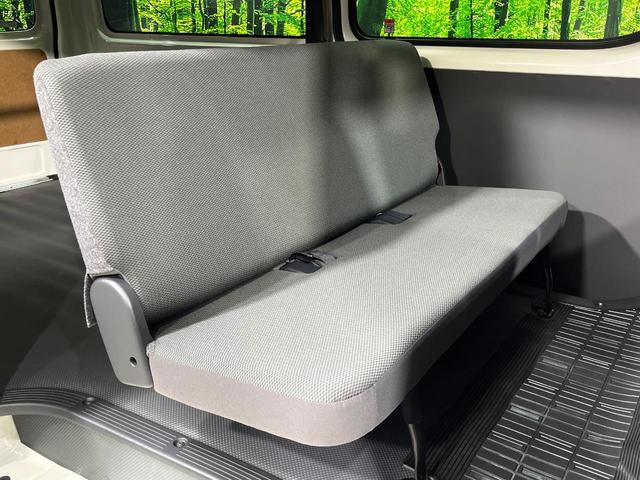 ハイエースバン ロングDX GLパッケージ 4WD バックカメラ AC100電源 セーフティセンス 禁煙車 ドラレコ コーナーセンサー LEDヘッド ETC2.0 オートマチックハイビーム デジタルインナーミラー 車線逸脱警報 オートライト(9枚目)