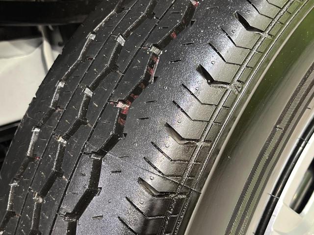 ハイエースバン ロングDX GLパッケージ 4WD バックカメラ AC100電源 セーフティセンス 禁煙車 ドラレコ コーナーセンサー LEDヘッド ETC2.0 オートマチックハイビーム デジタルインナーミラー 車線逸脱警報 オートライト(60枚目)