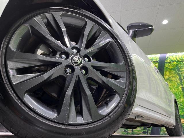 カローラツーリング ハイブリッド ダブルバイビー 4WD 純正10.5型ナビ バックカメラ セーフティセンス レーダークルーズ AC100V電源 禁煙車 ハーフレザーシート コーナーセンサー LEDヘッド ETC2.0 純正17インチAW(12枚目)