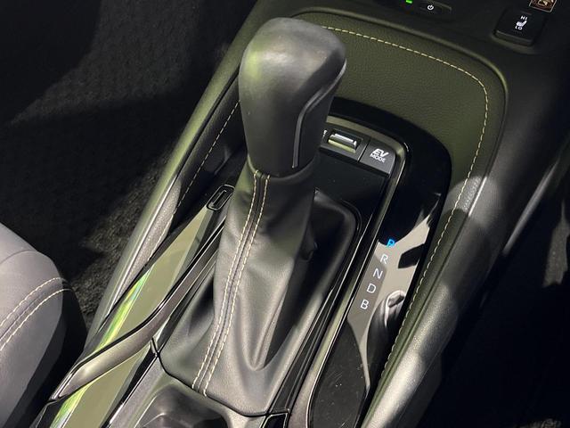 カローラツーリング ハイブリッド ダブルバイビー 4WD 純正10.5型ナビ バックカメラ セーフティセンス レーダークルーズ AC100V電源 禁煙車 ハーフレザーシート コーナーセンサー LEDヘッド ETC2.0 純正17インチAW(24枚目)