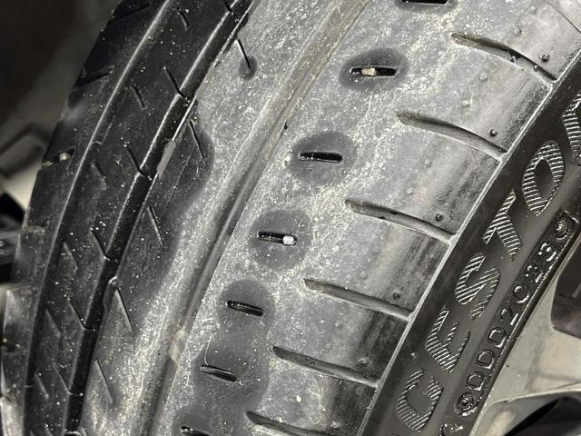 カローラツーリング ハイブリッド ダブルバイビー 4WD 純正10.5型ナビ バックカメラ セーフティセンス レーダークルーズ AC100V電源 禁煙車 ハーフレザーシート コーナーセンサー LEDヘッド ETC2.0 純正17インチAW(62枚目)