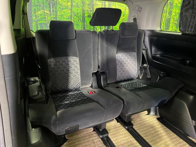 アルファード ２．５Ｓ　Ａパッケージ　４ＷＤ　両側電動スライドドア　純正９型ＳＤナビ　後席モニター　バックカメラ　寒冷地仕様　ＡＣ１００Ｖ電源　プリクラッシュセーフティ　レーダークルーズ　禁煙車　コーナーセンサー　スマートキー（10枚目）