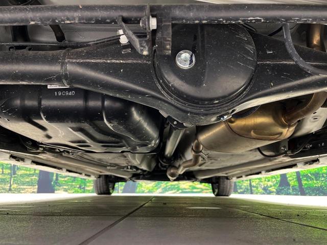 スペーシアカスタム ハイブリッドＸＳターボ　４ＷＤ　両側電動スライド　純正９型メモリーナビ　全周囲カメラ　セーフティサポート　アダプティブクルーズ　禁煙車　ハーフレザーシート　前席シートヒーター　クリアランスソナー　スマートキー　ＬＥＤヘッド（19枚目）