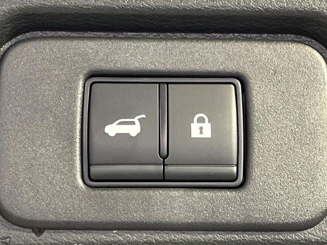 エクストレイル Ｇ　ｅ－４ＯＲＣＥ　４ＷＤ　純正１２．３型ナビ　全周囲カメラ　ＡＣ１００Ｖ電源　インテリジェントエマージェンシーブレーキ　プロパイロット　禁煙車　パワーバックドア　合皮シート　パワーシート　コーナーセンサー　スマートキー（7枚目）