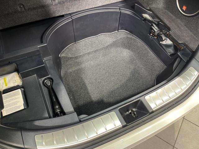 ハリアーハイブリッド プレミアム　アドバンスドパッケージ　４ＷＤ　モデリスタエアロ　純正８型ナビ　全周囲カメラ　ＡＣ１００Ｖ電源　セーフティセンス　レーダークルーズ　禁煙車　黒革シート　パワーシート　前席シートヒーター　ドラレコ　クリアランスソナー　ＥＴＣ（53枚目）