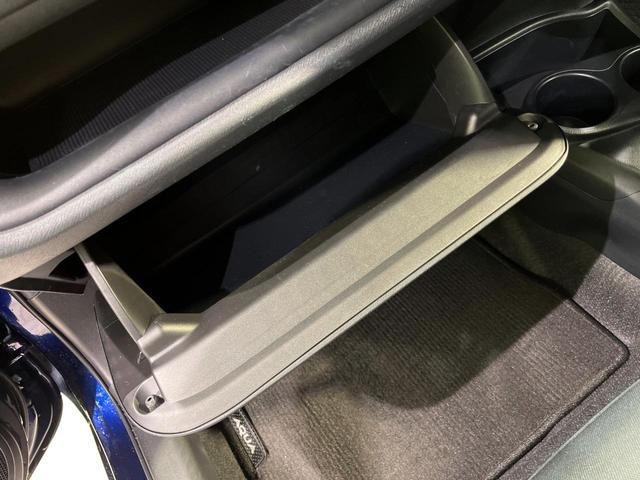 アクア Ｓスタイルブラック　純正９型ナビ　バックカメラ　セーフティセンス　禁煙車　シートヒーター　クリアランスソナー　スマートキー　ＬＥＤヘッド　オートハイビーム　車線逸脱警報　オートライト　オートエアコン　純正１５インチＡＷ（53枚目）