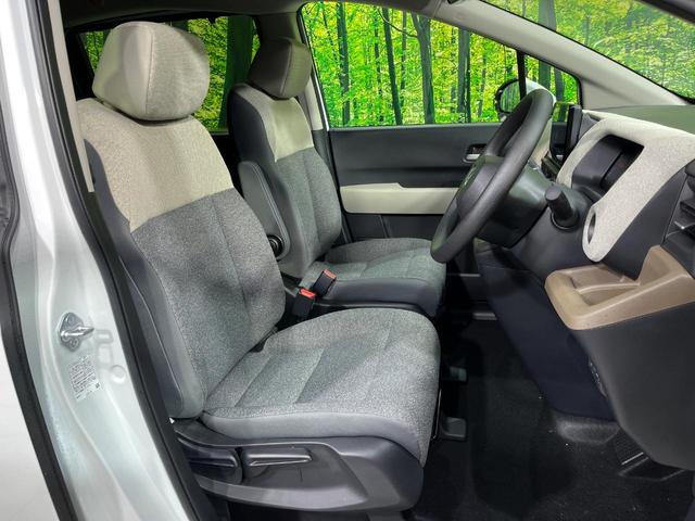 フリード エアー　４ＷＤ　登録済未使用車　両側電動スライド　純正８型ディスプレイ　バックカメラ　寒冷地仕様　ホンダセンシング　アダプティブクルーズ　シートヒーター　クリアランスソナー　スマートキー　ＬＥＤヘッド（8枚目）