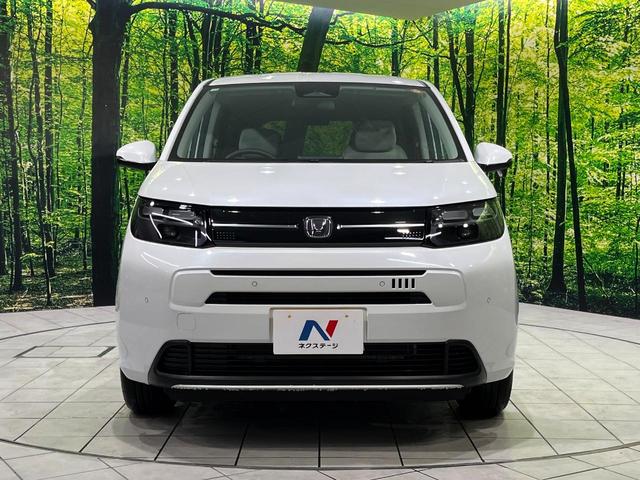 フリード エアー　４ＷＤ　登録済未使用車　両側電動スライド　純正８型ディスプレイ　バックカメラ　寒冷地仕様　ホンダセンシング　アダプティブクルーズ　シートヒーター　クリアランスソナー　スマートキー　ＬＥＤヘッド（15枚目）