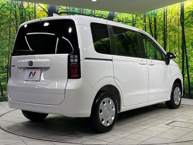 フリード エアー　４ＷＤ　登録済未使用車　両側電動スライド　純正８型ディスプレイ　バックカメラ　寒冷地仕様　ホンダセンシング　アダプティブクルーズ　シートヒーター　クリアランスソナー　スマートキー　ＬＥＤヘッド（18枚目）