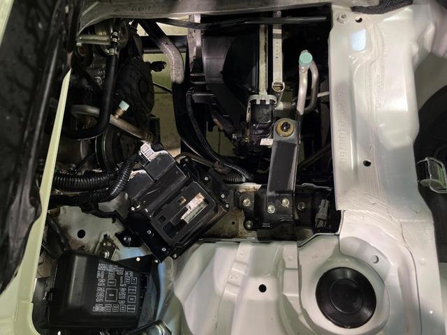 ハイゼットトラック スタンダードＳＡＩＩＩｔ　４ＷＤ　５ＭＴ　スマートアシスト３ｔ　禁煙車　クリアランスソナー　ＬＥＤヘッド　車線逸脱警報　誤発進抑制機能　オートライト（22枚目）