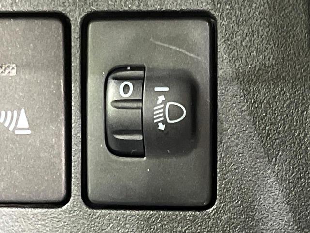 ハイゼットトラック スタンダードＳＡＩＩＩｔ　４ＷＤ　５ＭＴ　スマートアシスト３ｔ　禁煙車　クリアランスソナー　ＬＥＤヘッド　車線逸脱警報　誤発進抑制機能　オートライト（28枚目）