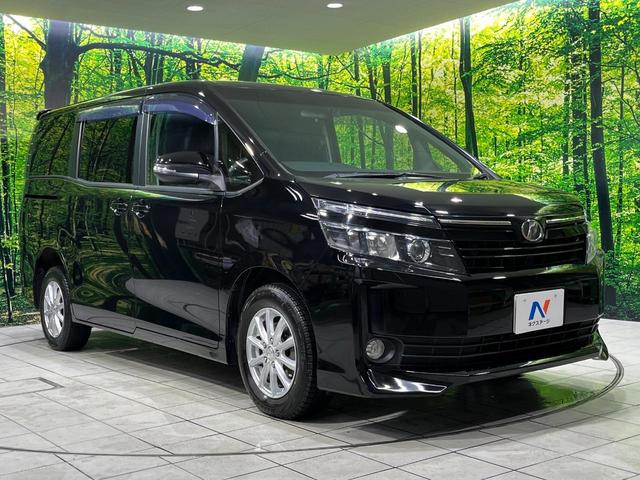 ヴォクシー Ｘ　４ＷＤ　電動スライドドア　純正９型ナビ　バックカメラ　寒冷地仕様　禁煙車　ドラレコ　ＬＥＤヘッド　ＥＴＣ　オートライト　デュアルオートエアコン　Ｂｌｕｅｔｏｏｔｈ再生　ＣＤ／ＤＶＤ再生　フルセグ（17枚目）