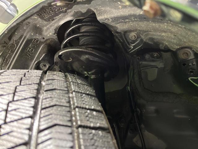 ヴォクシー Ｘ　４ＷＤ　電動スライドドア　純正９型ナビ　バックカメラ　寒冷地仕様　禁煙車　ドラレコ　ＬＥＤヘッド　ＥＴＣ　オートライト　デュアルオートエアコン　Ｂｌｕｅｔｏｏｔｈ再生　ＣＤ／ＤＶＤ再生　フルセグ（21枚目）