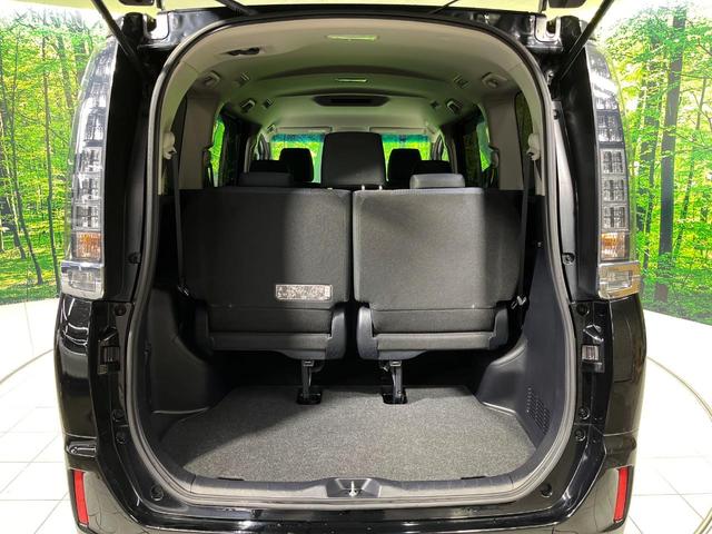 ヴォクシー Ｘ　４ＷＤ　電動スライドドア　純正９型ナビ　バックカメラ　寒冷地仕様　禁煙車　ドラレコ　ＬＥＤヘッド　ＥＴＣ　オートライト　デュアルオートエアコン　Ｂｌｕｅｔｏｏｔｈ再生　ＣＤ／ＤＶＤ再生　フルセグ（47枚目）