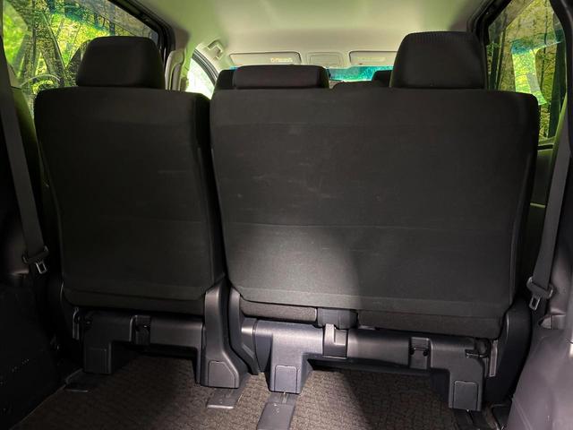 ヴォクシー Ｘ　４ＷＤ　電動スライドドア　純正９型ナビ　バックカメラ　寒冷地仕様　禁煙車　ドラレコ　ＬＥＤヘッド　ＥＴＣ　オートライト　デュアルオートエアコン　Ｂｌｕｅｔｏｏｔｈ再生　ＣＤ／ＤＶＤ再生　フルセグ（49枚目）