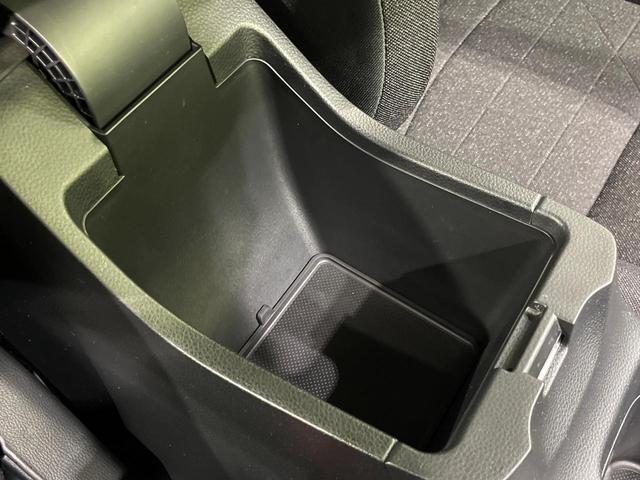 ヴェゼル ｅ：ＨＥＶ　Ｘ　４ＷＤ　９型ホンダコネクトディスプレイ　バックカメラ　寒冷地仕様　ホンダセンシング　禁煙車　ドラレコ　コーナーセンサー　スマートキー　ＬＥＤヘッド　ＥＴＣ２．０　純正１６インチＡＷ　車線逸脱警報（48枚目）