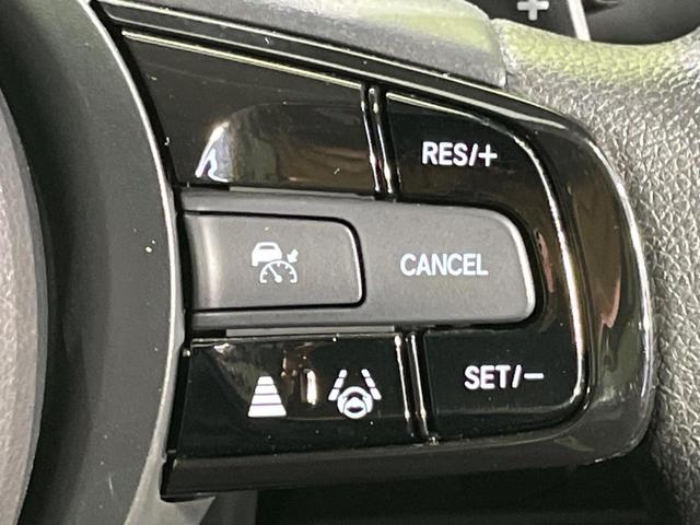 ヴェゼル ｅ：ＨＥＶ　Ｘ　４ＷＤ　９型ホンダコネクトディスプレイ　バックカメラ　寒冷地仕様　ホンダセンシング　禁煙車　ドラレコ　コーナーセンサー　スマートキー　ＬＥＤヘッド　ＥＴＣ２．０　純正１６インチＡＷ　車線逸脱警報（49枚目）