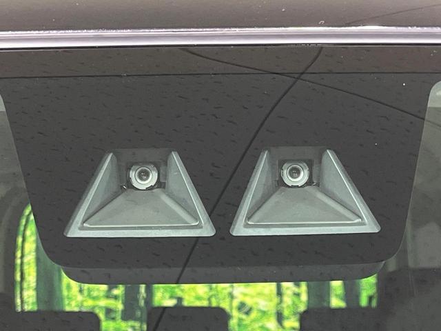 ルーミー カスタムＧ　４ＷＤ　両側電動ドア　純正９型ディスプレイオーディオ　バックカメラ　寒冷地仕様　スマートアシスト　禁煙車　コーナーセンサー　スマートキー　ＬＥＤヘッド　ＥＴＣ　純正１４インチアルミ　オートハイビーム（6枚目）