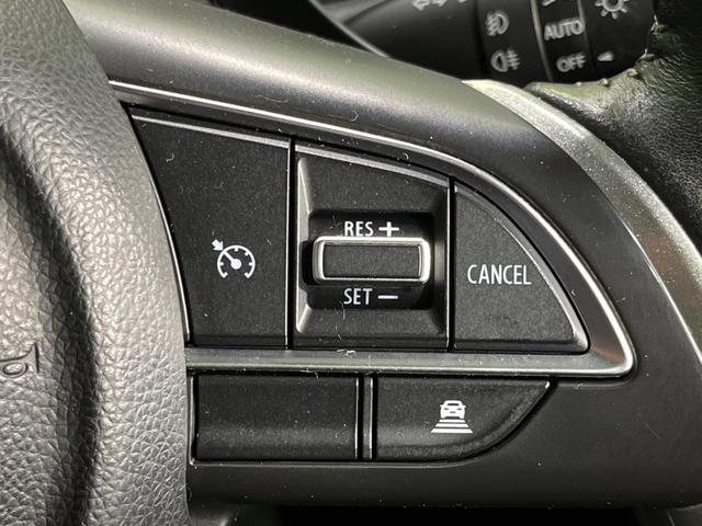 �y�N���[�Y�R���g���[���z�������H�����N���N���s�B�A�N�Z���𗣂��Ă���葬�x�ő��s���ł��A�������^�]���̕��S���y���I�����E�������ȒP�ȃX�C�b�`����Œ����ł��܂��B